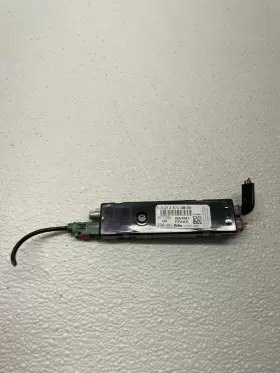 A2128703889 Mercedes 2012-2013 E550 E350 W212 Radio Antenna Booster Amplifier Module Oem