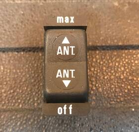 Mercedes-benz 002-820-99-10 Mercedes-benz Antenna Switch - For Mbz 420sel 560sec And More