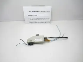 2028202289 Mercedes Benz 1994-2000 Mercedes-benz C280 Radio Signal Antenna Amplifier Oem