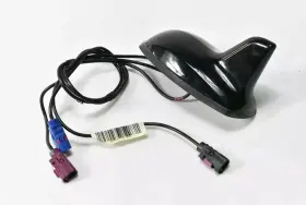 2078201375 Mercedes-benz 12-17 E400 E550 Convertible Shark Fin Radio Antenna Black Oem
