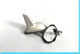 2218202075 Mercedes-benz 07-13 S350 S550 S600 W221 Top Radio Roof Shark Fin Antenna Silver Oem