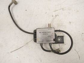Mercedes-benz 591syn8700a Oem Antenna Booster Compensator Switch 00-06 W220 S430 S500 S55 S600