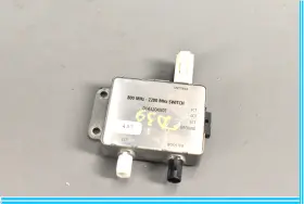 Syn7195a Mercedes-benz A/syn7195a 00-06 W220 S500 Rear Antenna Amplifier Amp Booster Module Oem