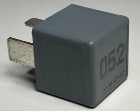 A0035421619 Mercedes-benz 07 - 17 W166 W212 W292 Air Suspension Compressor Relay Oem