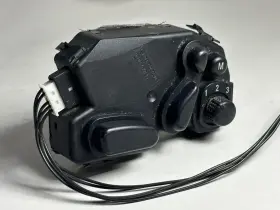 A2038207210 Mercedes-benz 99-05 W203 C-class Right Passenger Seat Switch Control Oem