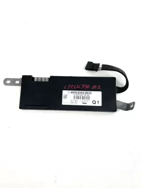 A2098205989 Mercedes-benz 06-09 Clk350 W209 Convertible Right Radio Key Am Fm Signal Antenna Amp