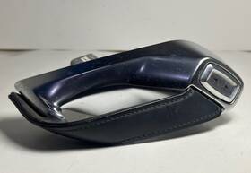 Mercedes-benz A2318601122 13 - 20 R231 Sl-class Front Left Driver Seat Belt Guide Oem