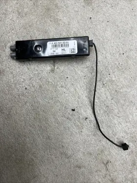 A4638203389 Mercedes-benz 2017 G550 W463 Left Side Rear Antenna Amplifier