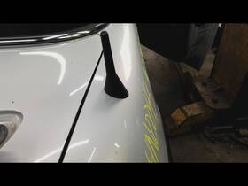 Mini Cooper 645.co1c15 15 Right Passenger Antenna Stub Type Quarter Mounted
