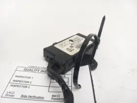 645.ms1411 Mitsubishi 2011 Outlander Front Keyless Entry Antenna