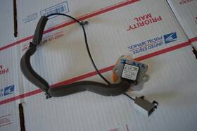 Nissan 25975ea100 2005 2006 2007 Pathfinder Gps Antenna 25975 Ea100