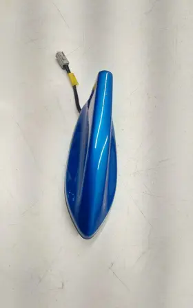 28208-5r01a Nissan 2020-2023 Kicks Roof Radio Shark Fin Antenna Oem
