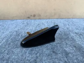 96210-b1db0-eb Oem Hyundai Genesis Sedan And G80 15-20 Am Fm Radio Stereo Roof Shark Antenna Assy