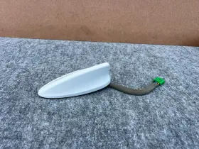 96210ar050uyh Oem Genesis Gv70 2022-2026 Top Upper Roof Shark Fin Radio Antenna White Uyh
