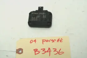 955-647-302-00 Porsche 2004 Cayenne Gps Antenna Without Satellite Radio B3436