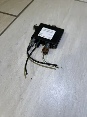 Xh42-18c847-bb Range Rover 2010-2012 Hse L322 Radio Aerial Antenna Amplifier 003