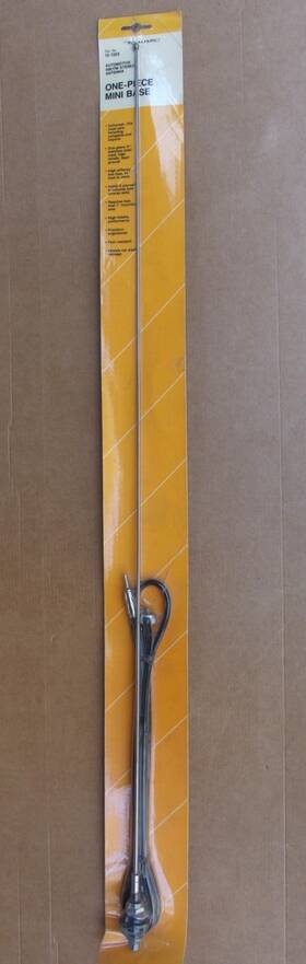 Realstic 12-1322 Realistic One-piece Mini Base Automotive Am/fm Stereo Antenna Nos Usa