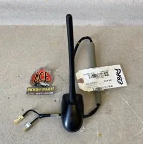 86300-74011 Scion 12-15 Iq Antenna Assembly Oem