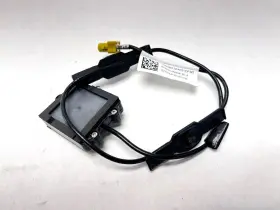 1050256-00-a Tesla 12-20 Model S Satellite Radio Am Fm Amplifier Antenna Module Cable Oem