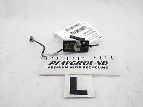 Tesla 645.ts1s13 Model S Driver Left Antenna Filter 2012 2013 2014 2015 12 13 14 15