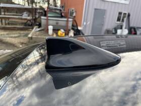 Toyota 645.to1b21 2020-23 Corolla Roof Antenna Shark Fin Black Pc 209 2.0l Fwd 42k Se 63777