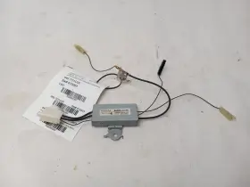 86300-06070 Toyota 645.to1c05 Antenna Amplifier For Prius 2005 Pn
