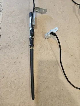 86300-0c090 Toyota 2018 Tundra Fender Mount Radio Antenna Oem