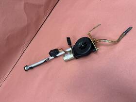 Volvo 3533342 740 Gle Turbo 240 244 760 780 940 Power Radio Antenna Assembly Oem #88255