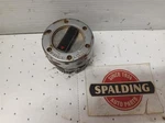 Manual Locking Hub From 1991 Chevrolet Suburban 1500 10589414 Used. Price: $77.69.