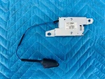 Genuine Nissan Infiniti Radio Antenna Amplifier Module 28231-7S000 Oem Used. Price: $25.00.