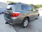 Pilot 2010 Antenna 1074334 Used. Price: $115.00.