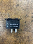 Mercedes-benz Power Audio Radio Antenna Control Switch 002 820 99 10 Oem Used. Price: $45.00.