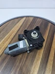 05 06 Mercedes S-class Right Power Window Motor 220 Type Front 2118203042 Used. Price: $61.75.